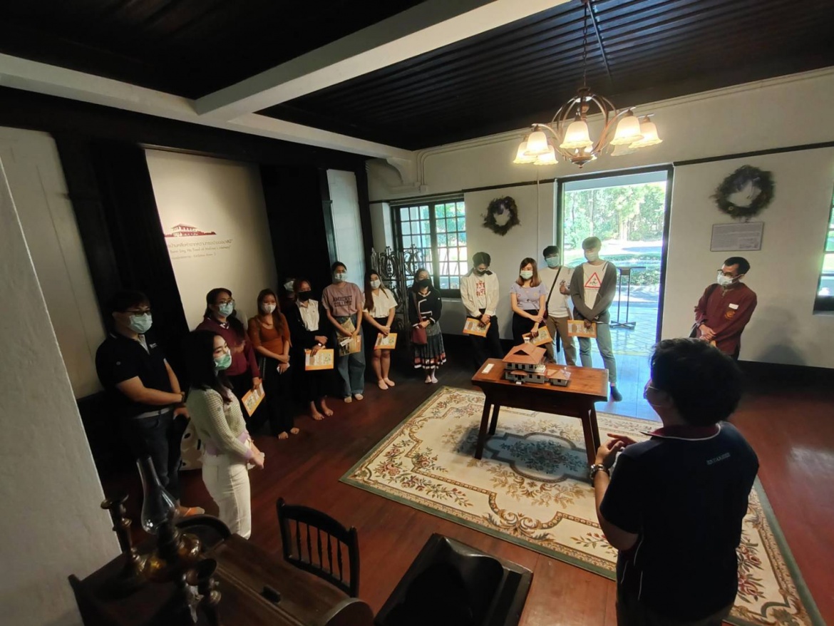 ภาควิชาบรรณารักษศาสตร์และสารสนเทศ คณะมนุษยศาสตร์ มหาวิทยาลัยเชียงใหม่ เข้าทัศนศึกษาพิพิธภัณฑ์เรือนโบราณล้านนา มช.