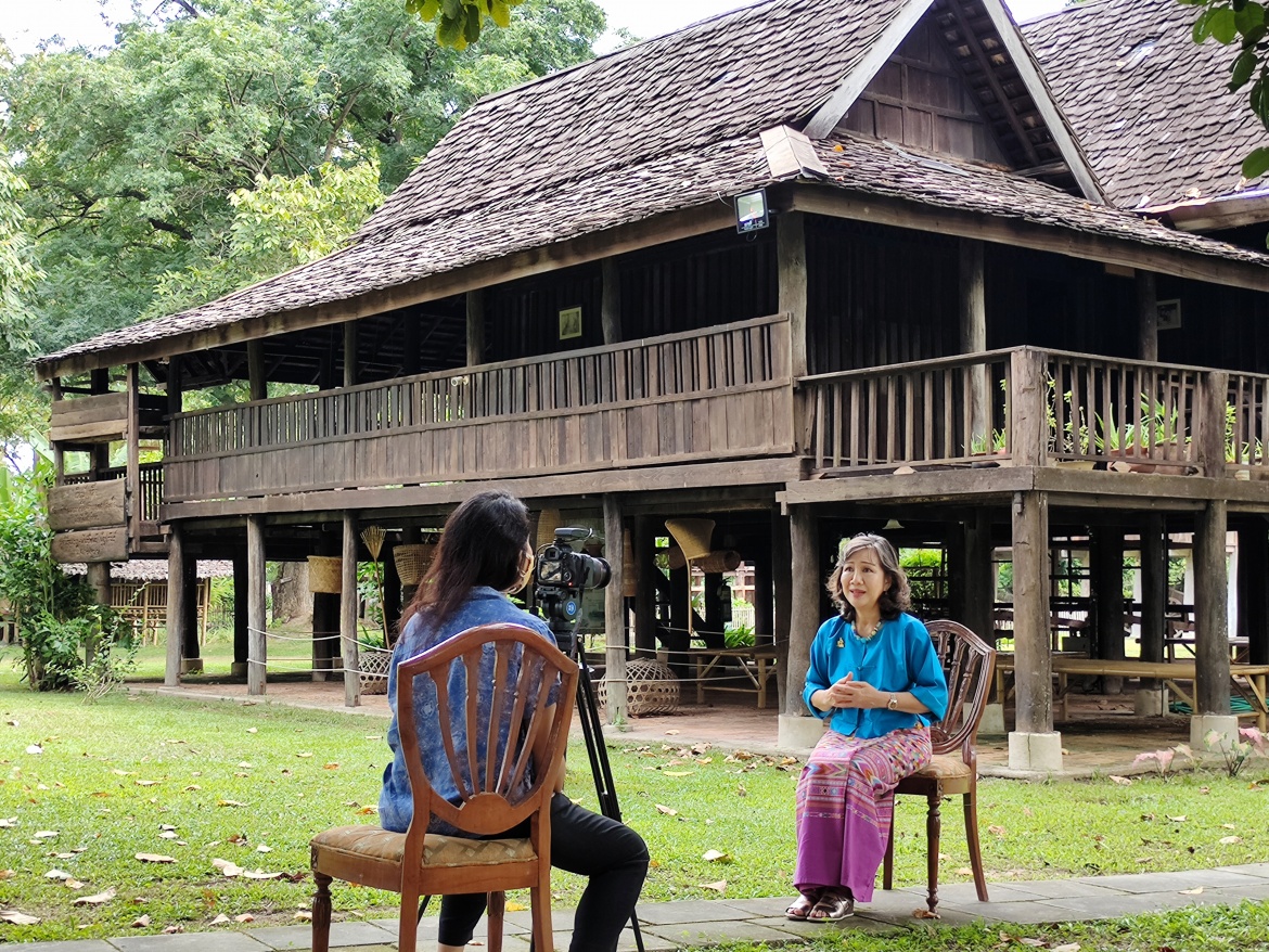 ให้การสัมภาษณ์สื่อ Thai PBS