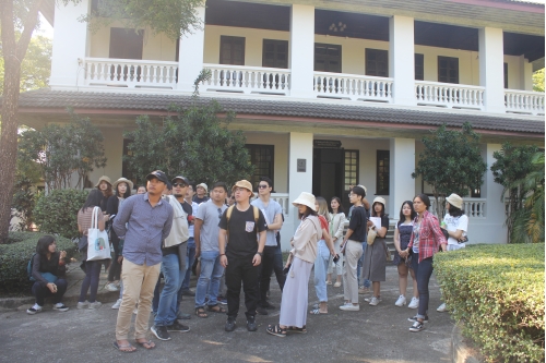 คณาจารย์และนักศึกษาจากมหาวิทยาลัยอัสสัมชัญ เยี่ยมชมพิพิธภัณฑ์เรือนโบราณล้านนา มช.
