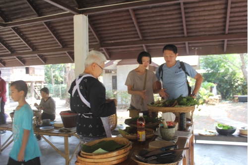 อบรมหลักสูตรระยะสั้นอาหารล้านนา (ประเภทแกง)