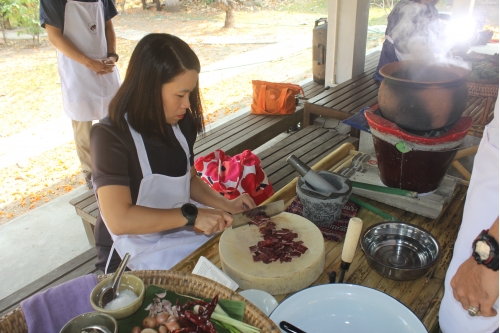 อบรมหลักสูตรระยะสั้นอาหารล้านนา (ประเภทแกง)