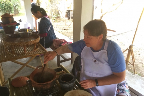 อบรมหลักสูตรระยะสั้นอาหารล้านนา (ประเภทแกง)