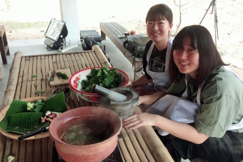 อบรมหลักสูตรระยะสั้นอาหารล้านนา (ประเภทแกง)