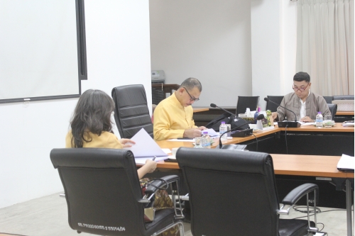 การประชุมคณะกรรมการตรวจรับพัสดุ (กรณีตรวจงานจ้างก่อสร้าง) งานจ้างปลูกสร้างเรือนฝาไหล (เรือนแม่นายคำเที่ยง)