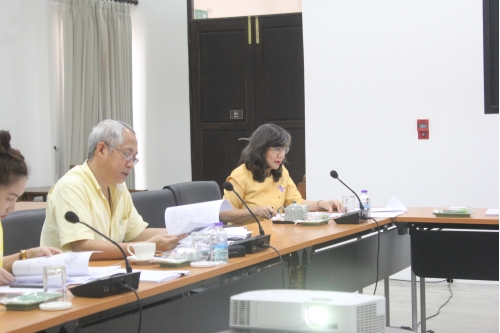 การประชุมคณะกรรมการตรวจรับพัสดุ (กรณีตรวจงานจ้างก่อสร้าง) งานจ้างปลูกสร้างเรือนฝาไหล (เรือนแม่นายคำเที่ยง)