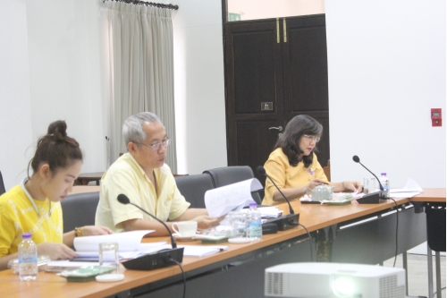 การประชุมคณะกรรมการตรวจรับพัสดุ (กรณีตรวจงานจ้างก่อสร้าง) งานจ้างปลูกสร้างเรือนฝาไหล (เรือนแม่นายคำเที่ยง)