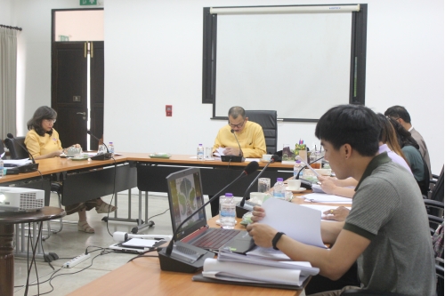 การประชุมคณะกรรมการตรวจรับพัสดุ (กรณีตรวจงานจ้างก่อสร้าง) งานจ้างปลูกสร้างเรือนฝาไหล (เรือนแม่นายคำเที่ยง)