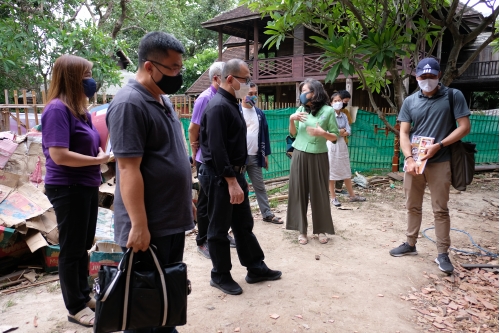 ประชุมคณะกรรมการตรวจรับพัสดุ (กรณีตรวจงานจ้างก่อสร้าง) งานจ้างปลูกสร้างเรือนฝาไหล (เรือนแม่นายคำเที่ยง) ครั้งที่ 3 /2563