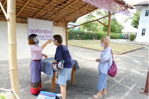 พิพิธภัณฑ์เรือนโบราณล้านนา มช. คึกคัก หลังเปิดให้บริการเข้าเยี่ยมชมในวันแรก ภายใต้มาตรการป้องกันและลดความเสี่ยงการแพร่ระบาดของโควิด-19