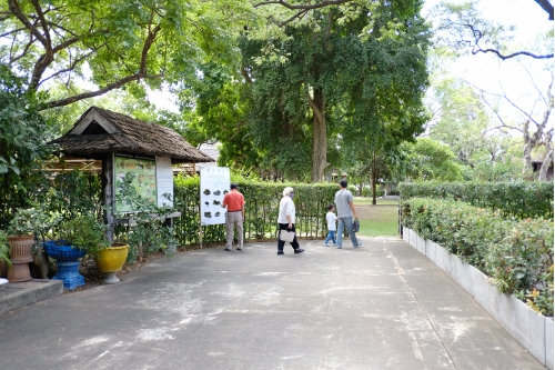 พิพิธภัณฑ์เรือนโบราณล้านนา มช. คึกคัก หลังเปิดให้บริการเข้าเยี่ยมชมในวันแรก ภายใต้มาตรการป้องกันและลดความเสี่ยงการแพร่ระบาดของโควิด-19