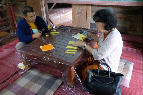 อบรมหลักสูตรระยะสั้นการทำเทียนในพิธีกรรม (ทำต้นผึ้งเเละต้นเทียน) วันที่ 30 กรกฎาคม 2563