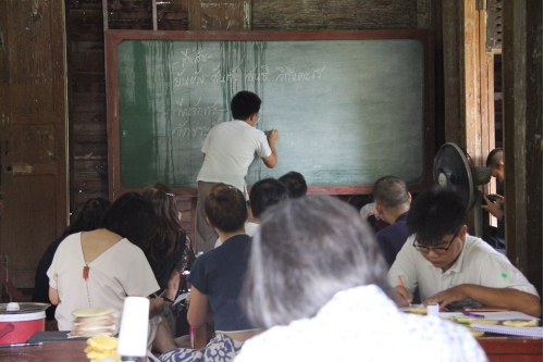 อบรมหลักสูตรระยะสั้นการทำเทียนในพิธีกรรม (การทำเทียนโบราณล้านนา) 