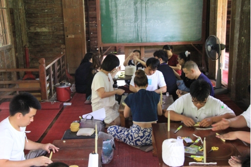 อบรมหลักสูตรระยะสั้นการทำเทียนในพิธีกรรม (การทำเทียนโบราณล้านนา) 