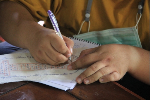 อบรมหลักสูตรระยะสั้นการทำเทียนในพิธีกรรม (การทำเทียนโบราณล้านนา) 