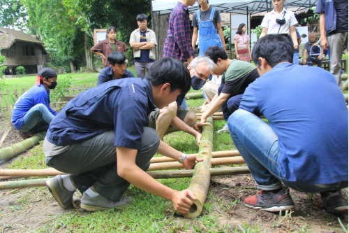 การอบรมความรู้งานไม้   “สล่าทอล์ค” (Artisans Talk)