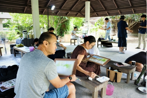 การอบรมหลักสูตรระยะสั้นการวาดภาพสีน้ำภูมิทัศน์และเรือนโบราณล้านนา (การวาดภาพต้นไม้) 