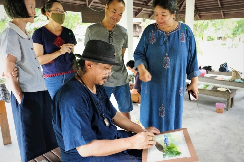 การอบรมหลักสูตรระยะสั้นการวาดภาพสีน้ำภูมิทัศน์และเรือนโบราณล้านนา (การวาดภาพต้นไม้) 