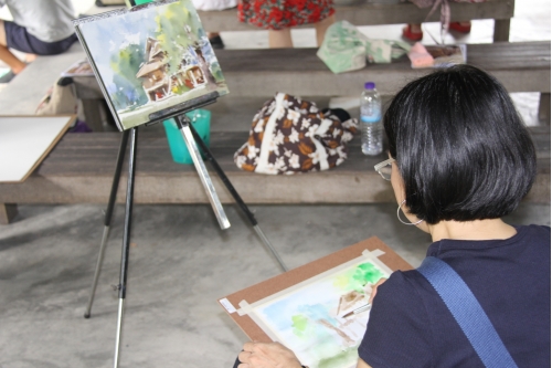 การอบรมหลักสูตรระยะสั้นการวาดภาพสีน้ำภูมิทัศน์และเรือนโบราณล้านนา (การวาดภาพต้นไม้) 