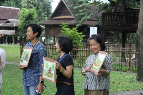 การอบรมหลักสูตรระยะสั้นการวาดภาพสีน้ำภูมิทัศน์และเรือนโบราณล้านนา (การวาดภาพต้นไม้) 