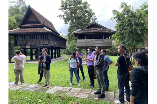 องค์การบริหารส่วนจังหวัดแพร่ศึกษาดูงาน ณ พิพิธภัณฑ์เรือนโบราณล้านนา มช.