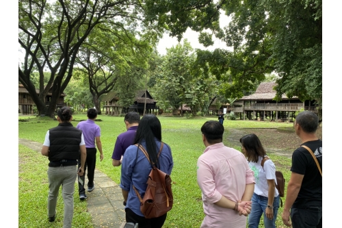 องค์การบริหารส่วนจังหวัดแพร่ศึกษาดูงาน ณ พิพิธภัณฑ์เรือนโบราณล้านนา มช.