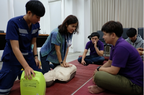 โครงการอบรมการปฐมพยาบาลเบื้องต้น และการช่วยชีวิตขั้นพื้นฐาน 