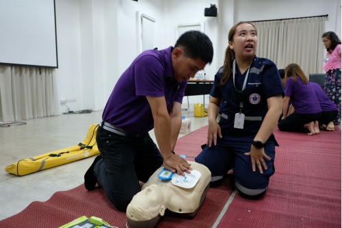 โครงการอบรมการปฐมพยาบาลเบื้องต้น และการช่วยชีวิตขั้นพื้นฐาน 