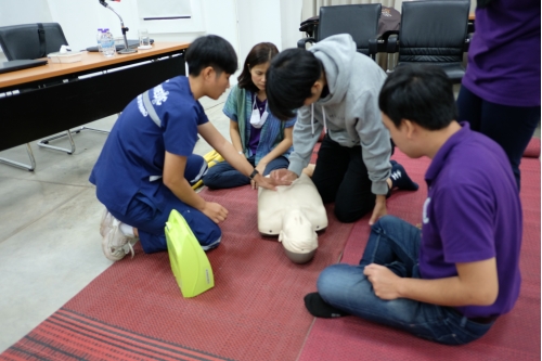 โครงการอบรมการปฐมพยาบาลเบื้องต้น และการช่วยชีวิตขั้นพื้นฐาน 