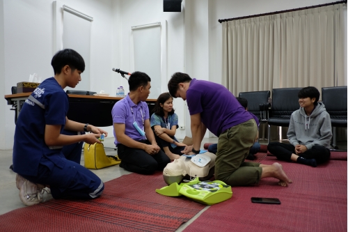 โครงการอบรมการปฐมพยาบาลเบื้องต้น และการช่วยชีวิตขั้นพื้นฐาน 