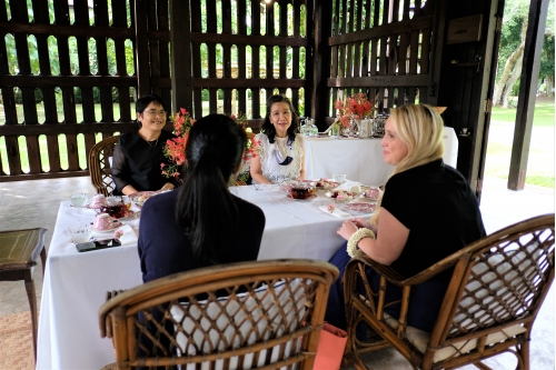 ให้การต้อนรับคุณ Lydia Barraza ผู้ช่วยทูตฝ่ายวัฒนธรรมและการศึกษา สถานเอกอัครราชทูตสหรัฐอเมริกาประจำประเทศไทย