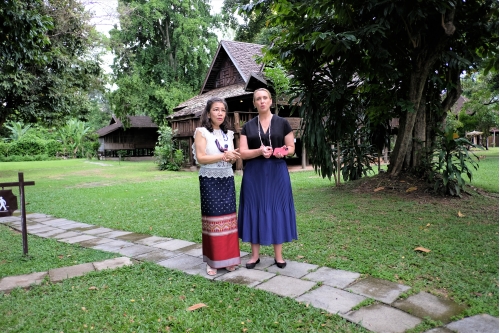 ให้การต้อนรับคุณ Lydia Barraza ผู้ช่วยทูตฝ่ายวัฒนธรรมและการศึกษา สถานเอกอัครราชทูตสหรัฐอเมริกาประจำประเทศไทย