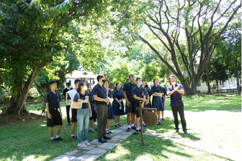 คณะครูและนักเรียนโรงเรียนจักรคำคณาทร จังหวัดลำพูน เข้าทัศนศึกษาในพิพิธภัณฑ์เรือนโบราณล้านนา มช.