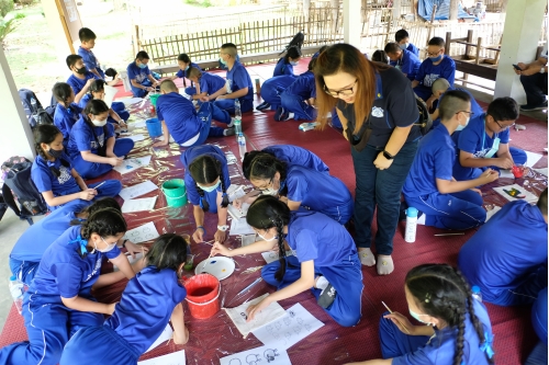 คณะครูและนักเรียนโรงเรียนปรินส์รอยแยลส์วิทยาลัย เข้าทัศนศึกษาและทำกิจกรรมด้านศิลปวัฒนธรรม ณ พิพิธภัณฑ์เรือนโบราณล้านนา มช. 