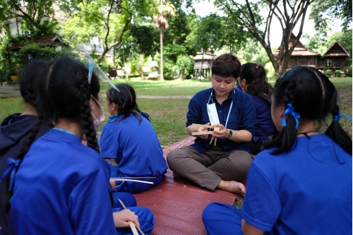 คณะครูและนักเรียนโรงเรียนปรินส์รอยแยลส์วิทยาลัย เข้าทัศนศึกษาพิพิธภัณฑ์เรือนโบราณล้านนา มช. และทำกิจกรรมด้านศิลปวัฒนธรรม ต่อเนื่องวันที่ 3 