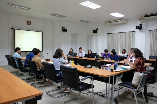 ประชุมเพื่อวางแผนการเรียนการสอนด้านศิลปวัฒนธรรมล้านนา บูรณาการร่วมกับโรงเรียนสาธิต มหาวิทยาลัยเชียงใหม่