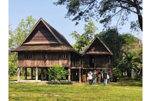 สาขาวิชาการถ่ายภาพสร้างสรรค์ คณะวิจิตรศิลป์ มหาวิทยาลัยเชียงใหม่ เข้าเยี่ยมชมพิพิธภัณฑ์เรือนโบราณล้านนา มช.