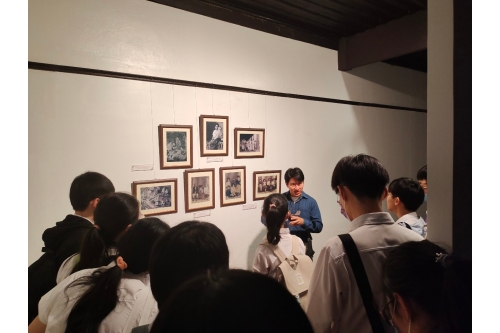 สถาบันภาษา มช. นำนักศึกษาต่างชาติเข้าศึกษาดูงานพิพิธภัณฑ์เรือนโบราณล้านนา มช.