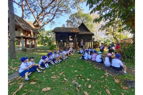 พิพิธภัณฑ์เรือนโบราณล้านนา มช. ได้รับตราสัญลักษณ์มาตรฐานความปลอดภัยด้านสุขอนามัย (Amazing Thailand Safety & Health: SHA) ซึ่งเป็นการยกระดับมาตรฐานการให้บริการและสร้างความมั่นใจให้กับนักท่องเที่ยว