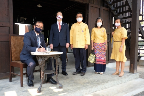 ร่วมต้อนรับอุปทูตรักษาการเอกอัครราชทูตสหรัฐอเมริกาประจำประเทศไทย และคณะ