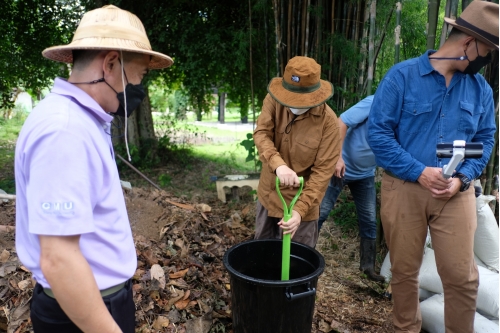 กิจกรรมพัฒนาหลุมปุ๋ยหมัก พิพิธภัณฑ์เรือนโบราณล้านนา สำนักส่งเสริมศิลปวัฒนธรรม มช.