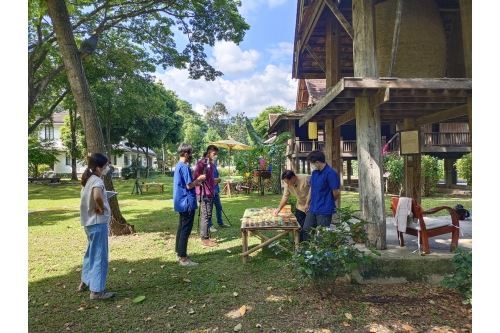 ให้การสัมภาษณ์สื่อ Thai PBS