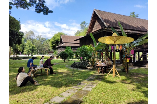 ให้การสัมภาษณ์สื่อ Thai PBS