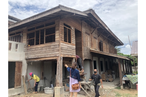 ลงพื้นที่เพื่อหาแนวทางการดำเนินงานด้านการอนุรักษ์เรือนโบราณล้านนา ในพื้นที่ชุมชนอำเภอสันป่าตอง จังหวัดเชียงใหม่