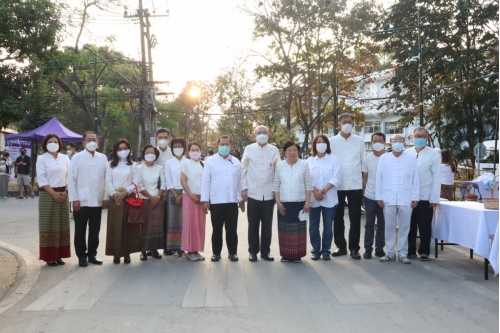 ร่วมพิธีทำบุญตักบาตรพระภิกษุ สามเณร เนื่องในวันมาฆบูชา ประจำปี พ.ศ. 2565