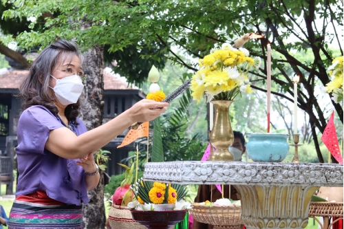 พิธีไหว้พระภูมิเจ้าที่เนื่องในเทศกาลปี๋ใหม่เมือง  2565