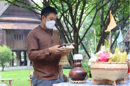 พิธีไหว้พระภูมิเจ้าที่เนื่องในเทศกาลปี๋ใหม่เมือง  2565