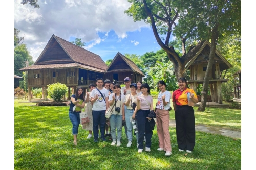 นักศึกษาจาก National Chengchi University (NCCU) เข้าทัศนศึกษาเเหล่งเรียนรู้วิถีชีวิตวัฒนธรรมล้านนา 