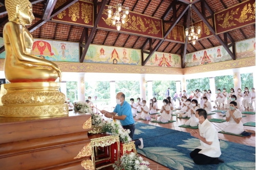 พิธีเปิดโครงการบวชเนกขัมมจาริณี เพื่อถวายเป็นพระราชกุศลเนื่องในโอกาสที่สมเด็จพระนางเจ้าสิริกิติ์ พระบรมราชินีนาถ พระบรมราชชนนีพันปีหลวงทรงเจริญพระชนมพรรษา 90 พรรษา 