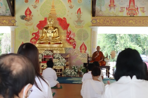 พิธีเปิดโครงการบวชเนกขัมมจาริณี เพื่อถวายเป็นพระราชกุศลเนื่องในโอกาสที่สมเด็จพระนางเจ้าสิริกิติ์ พระบรมราชินีนาถ พระบรมราชชนนีพันปีหลวงทรงเจริญพระชนมพรรษา 90 พรรษา 