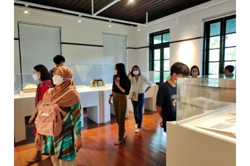 คณะครูและนักเรียนจากโรงเรียนวิทยาศาสตร์จุฬาภรณราชวิทยาลัย สตูล เข้าทัศนศึกษาพิพิธภัณฑ์เรือนโบราณล้านนา มช.